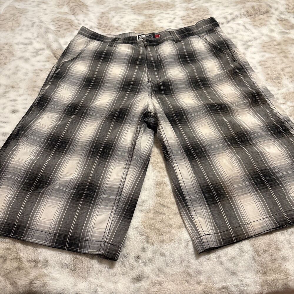 Southpole Plaid Cargo Shorts Mens 34 White & Gray Y2K Baggy Skater Long